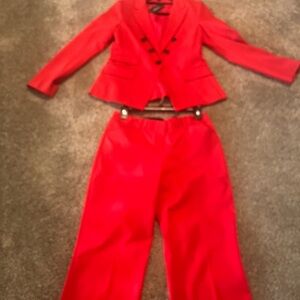 EXPRESS NEW WITH TAGS POWER  SET.